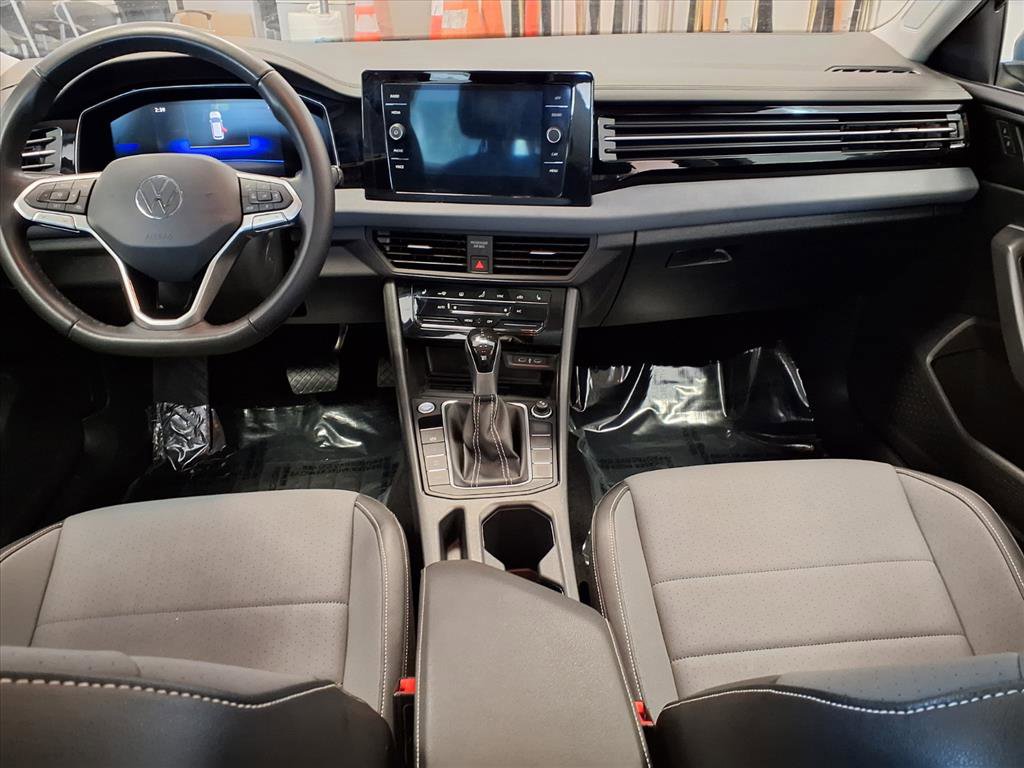 Used 2025 Volkswagen Jetta SE image 14