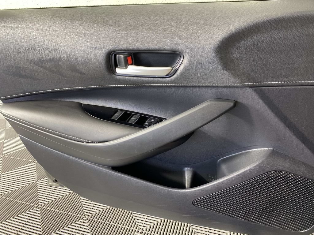 Used 2019 Toyota Corolla SE FWD image 21
