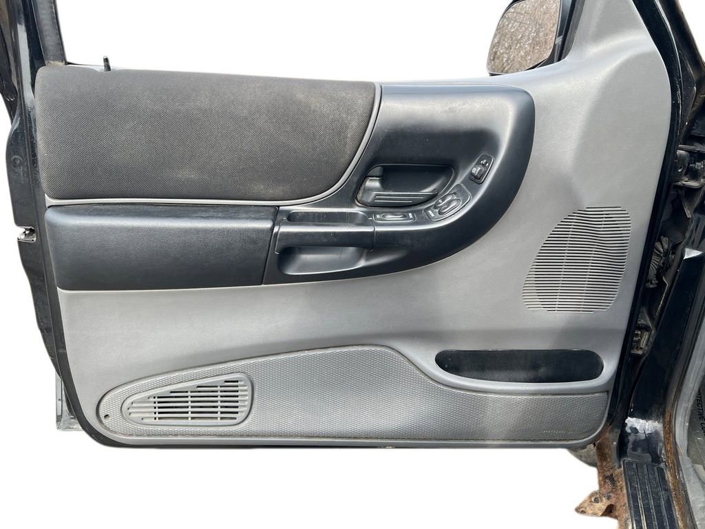 Used 2004 Ford Ranger Edge image 8