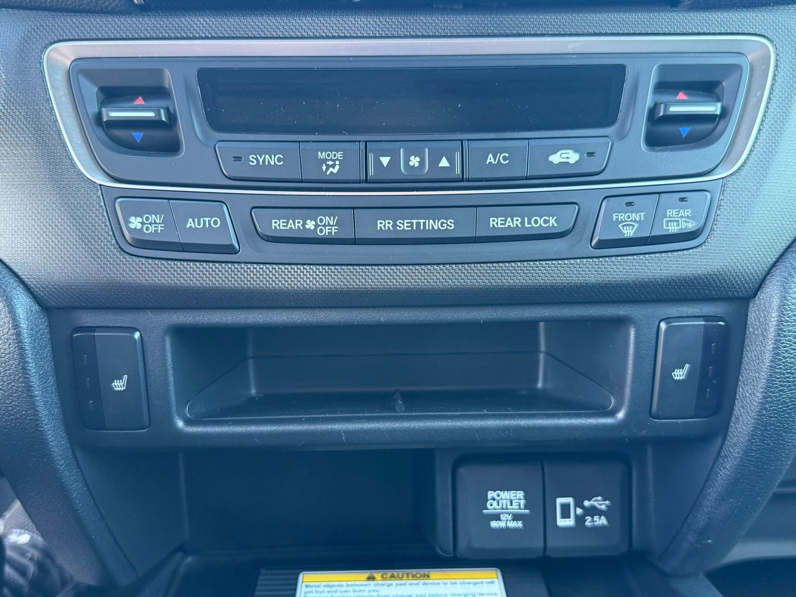 Used 2022 Honda Pilot TrailSport image 39