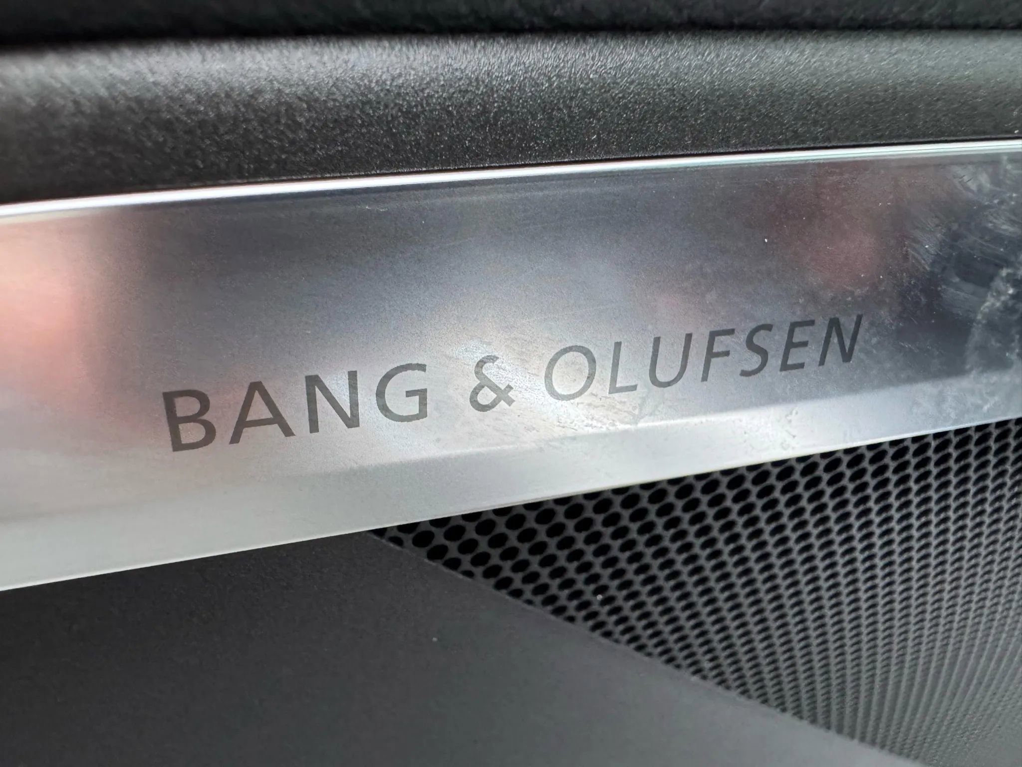 Used 2022 Audi e-tron Premium Plus w/ Premium Plus Package image 41