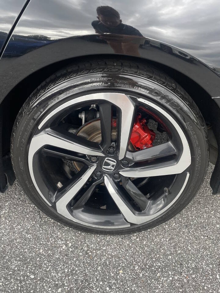 Used 2018 Honda Accord Sport image 13