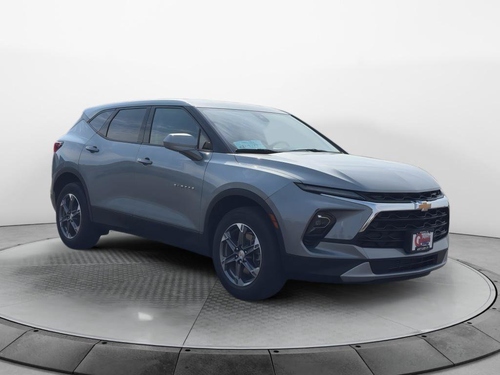 Certified 2025 Chevrolet Blazer LT AWD/4WD image 6