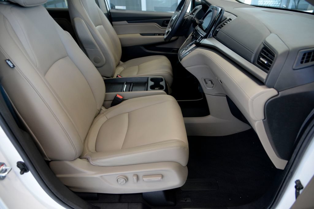 Used 2023 Honda Odyssey EX-L image 32