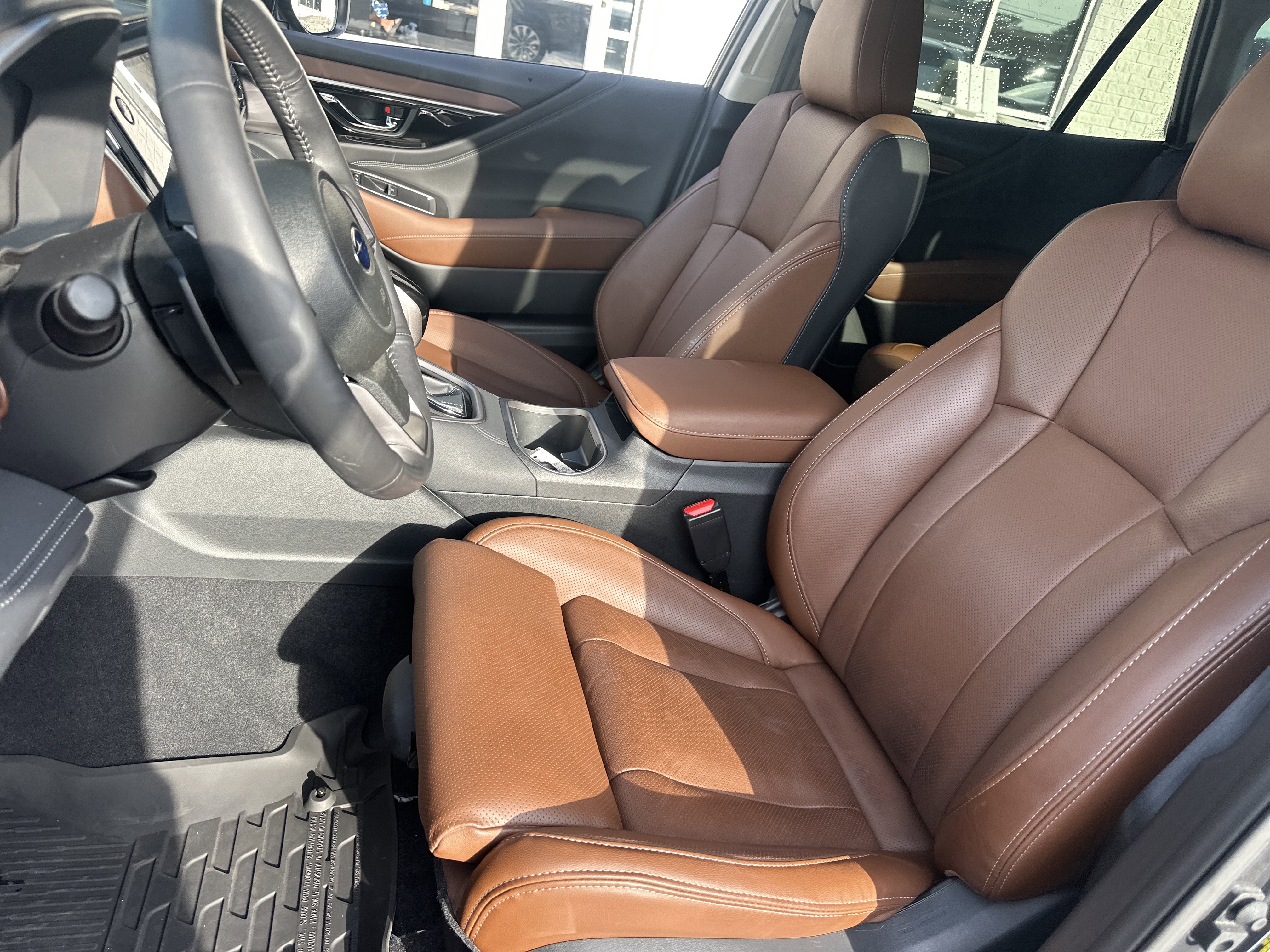 Used 2025 Subaru Outback Touring XT w/ Popular Package #2 image 9