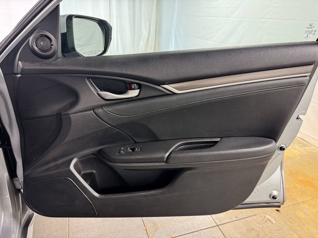 Used 2021 Honda Civic EX-L image 15
