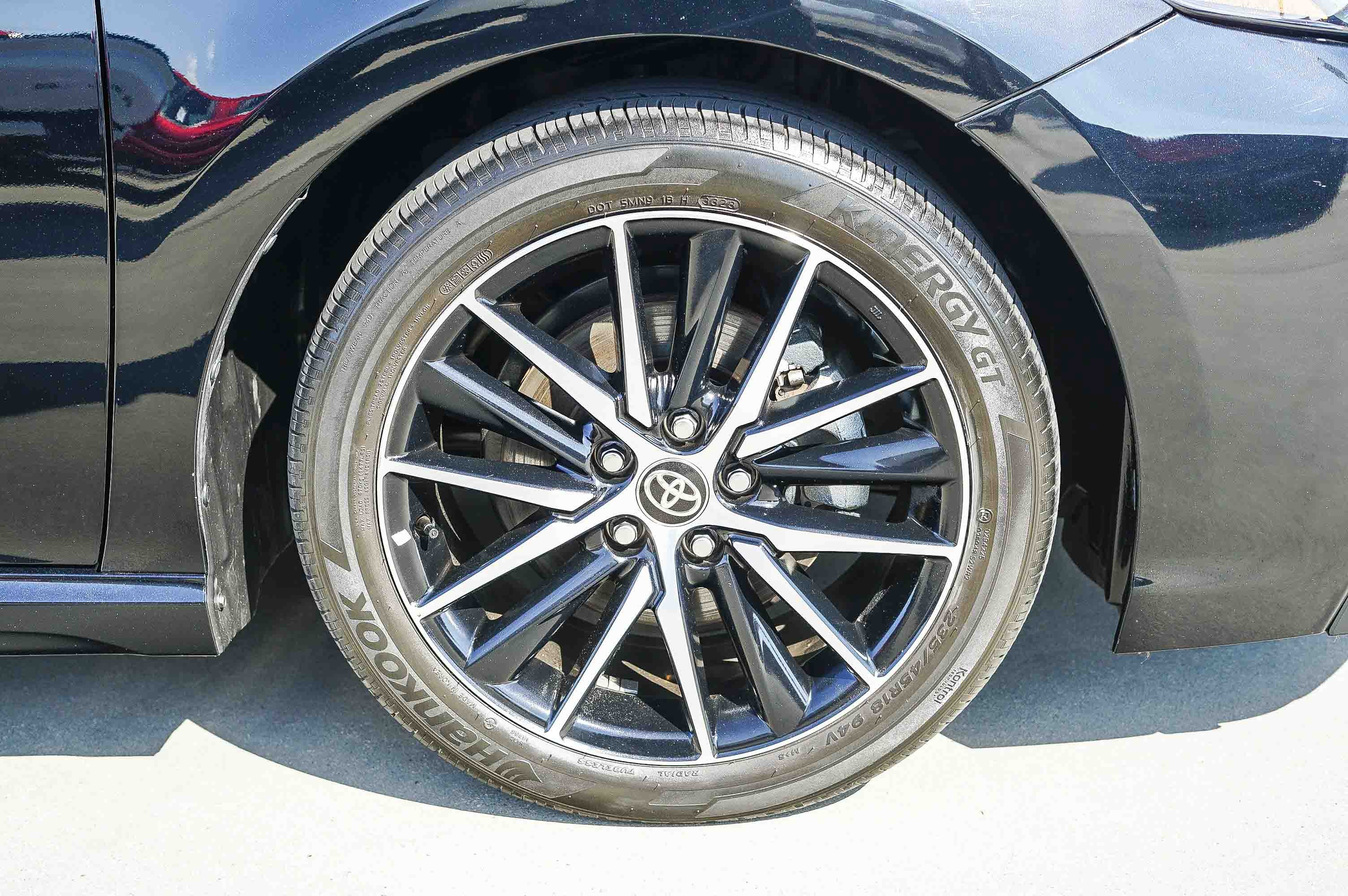 Certified 2024 Toyota Camry SE image 10