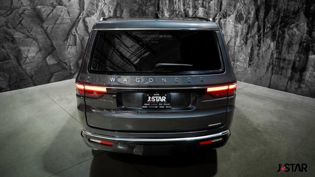 Used 2024 Jeep Wagoneer Series III w/ Premium Group I image 18