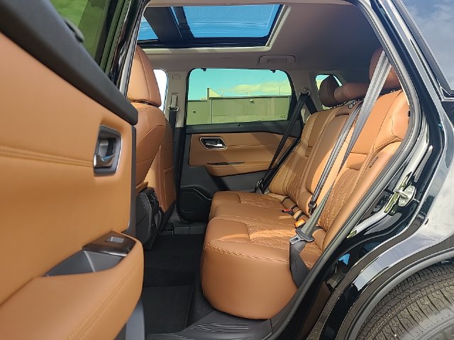New 2026 Nissan Rogue Platinum AWD/4WD image 24
