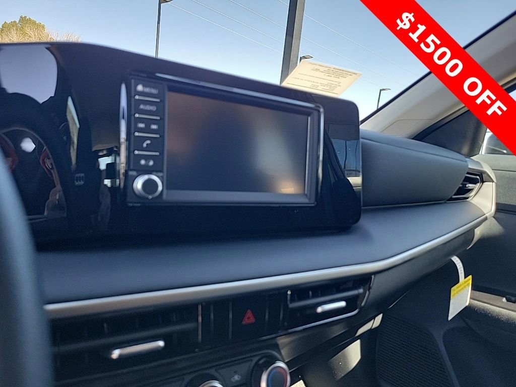 New 2025 Nissan Kicks S image 25