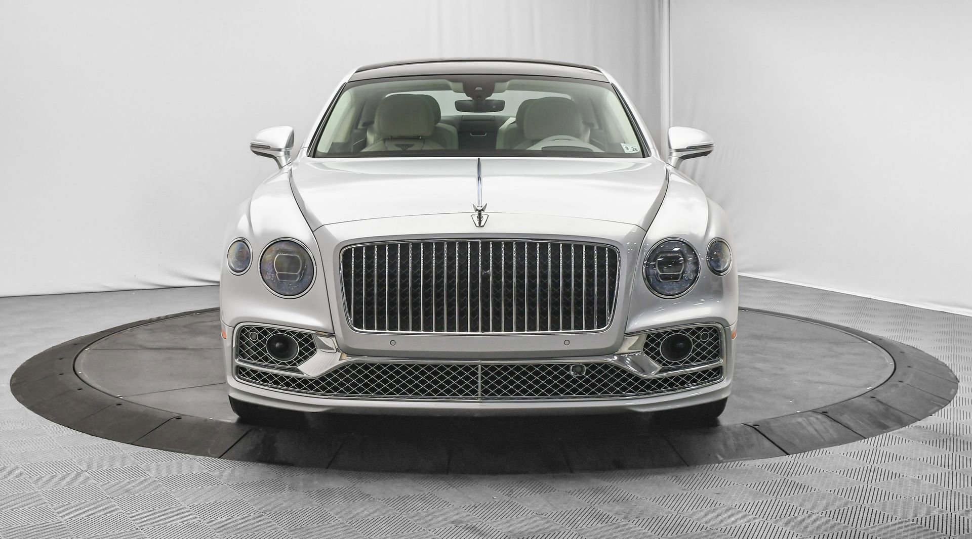 Used 2022 Bentley Flying Spur V8 image 7