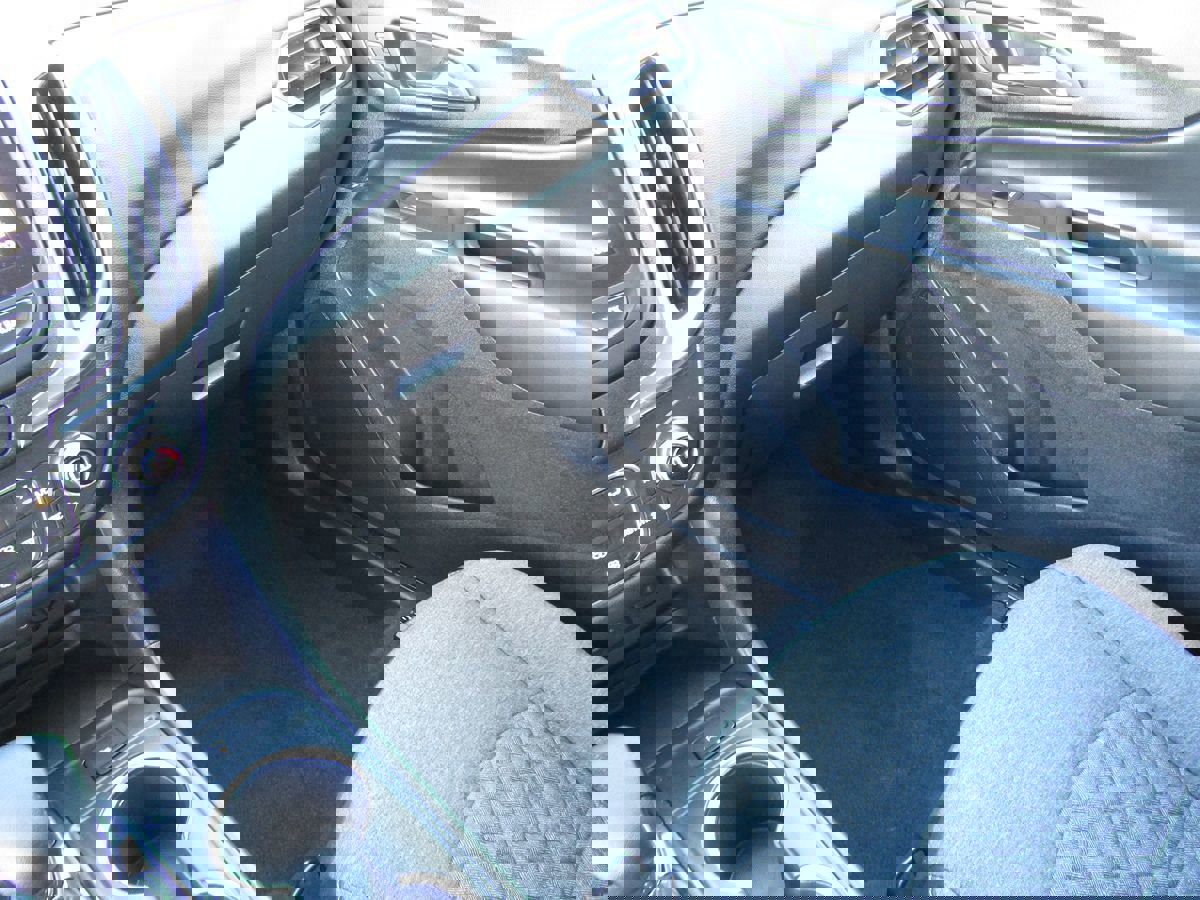 Used 2022 Chevrolet Equinox LT image 25