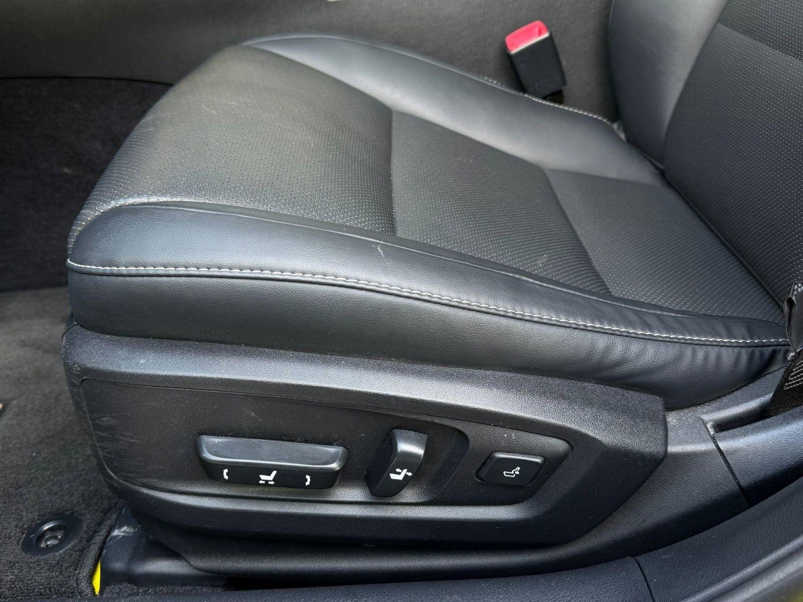 Used 2015 Lexus ES 350 w/ Premium Package FWD image 13