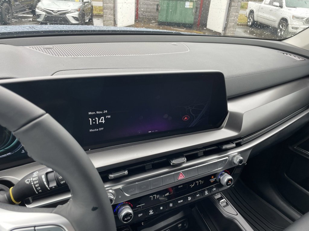 New 2025 Kia Telluride S image 15