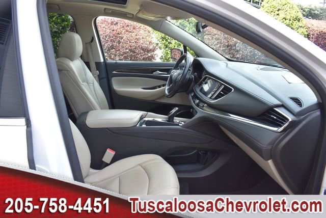 Used 2021 Buick Enclave Essence w/ Sound and Sites Package image 28