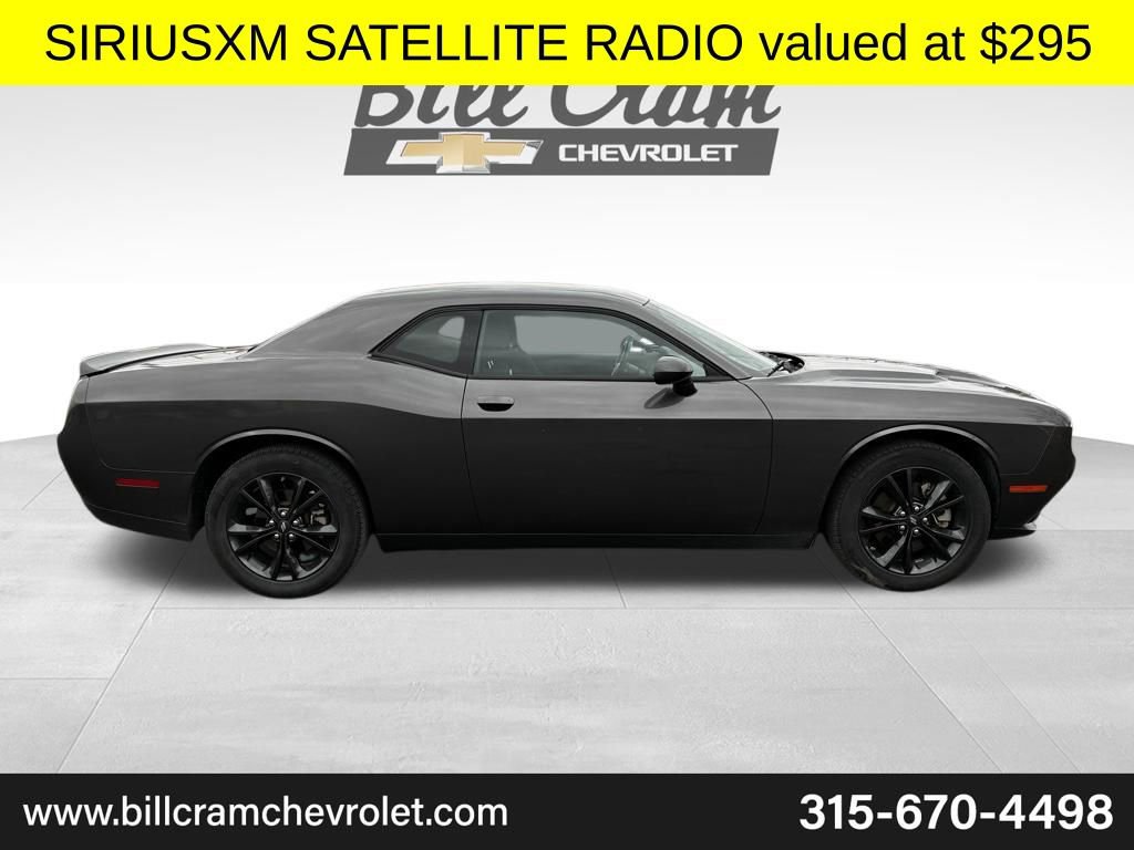 Used 2023 Dodge Challenger SXT w/ Blacktop Package image 6
