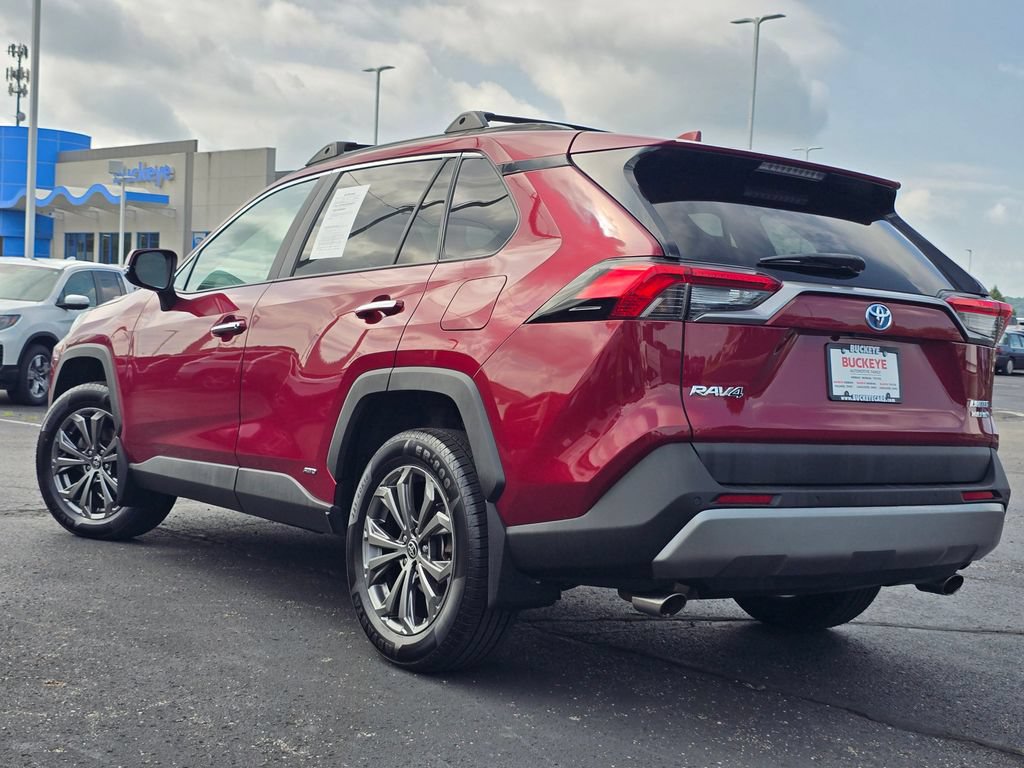 Used 2022 Toyota RAV4 Limited AWD/4WD image 6
