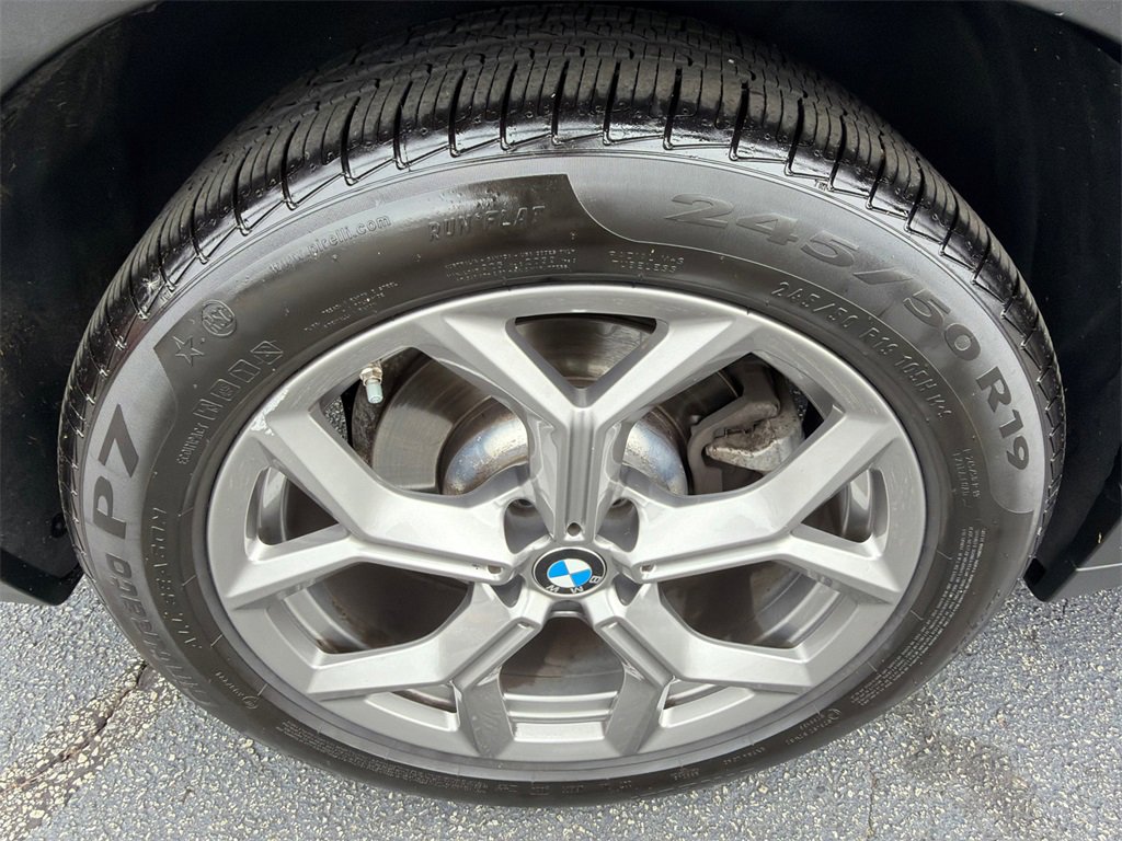 Used 2021 BMW X4 xDrive30i w/ Premium Package 3 image 17