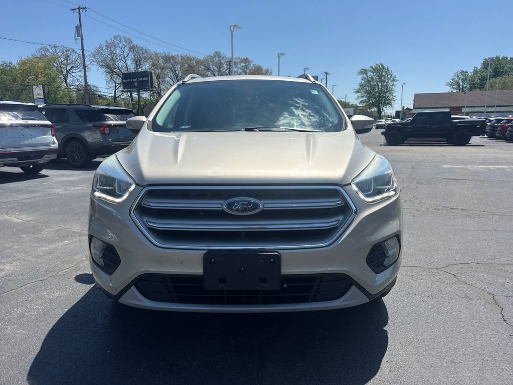 Used 2017 Ford Escape Titanium FWD image 3