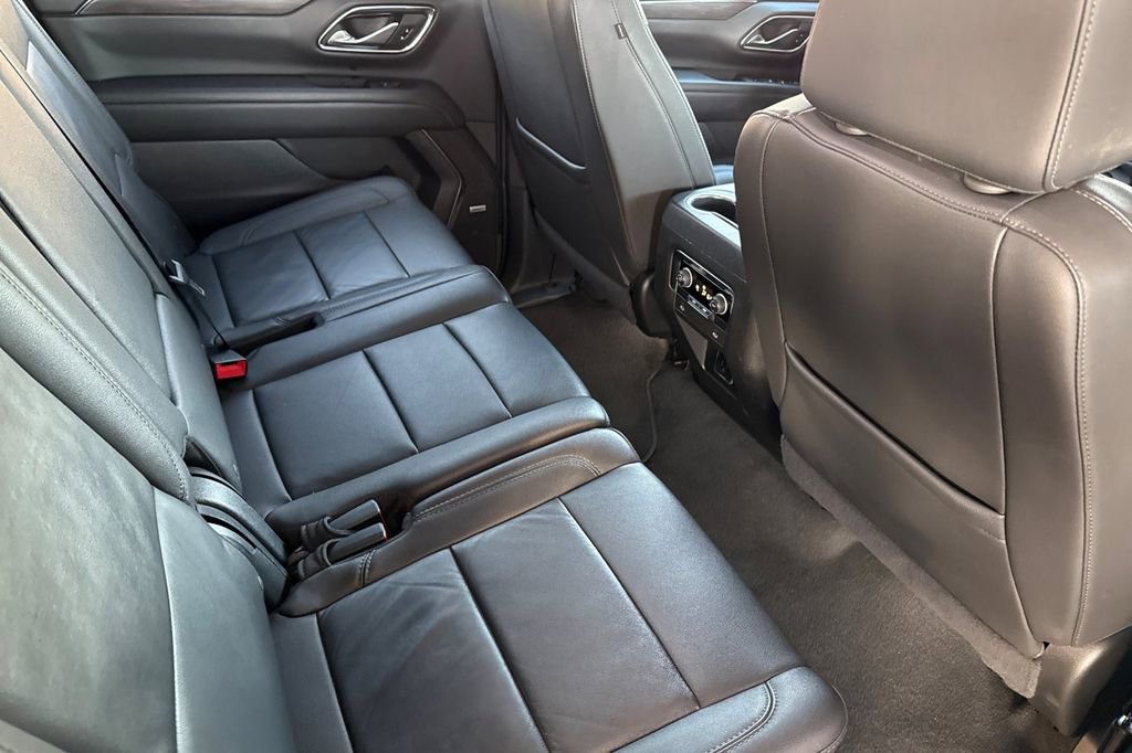 Used 2024 Chevrolet Suburban LT AWD/4WD image 25