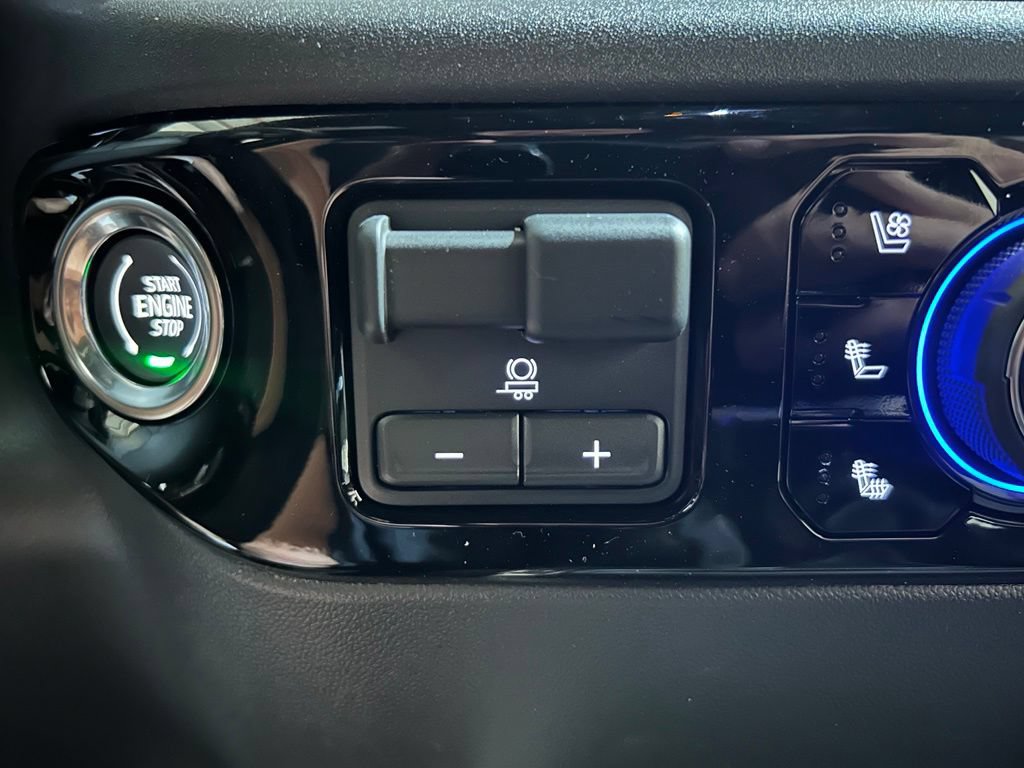 New 2026 Chevrolet Silverado 1500 High Country w/ High Country Premium Package AWD/4WD image 31