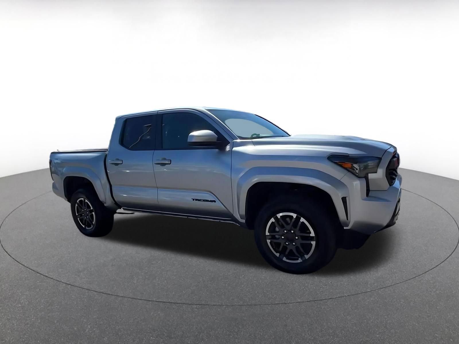Used 2024 Toyota Tacoma TRD Sport RWD image 2