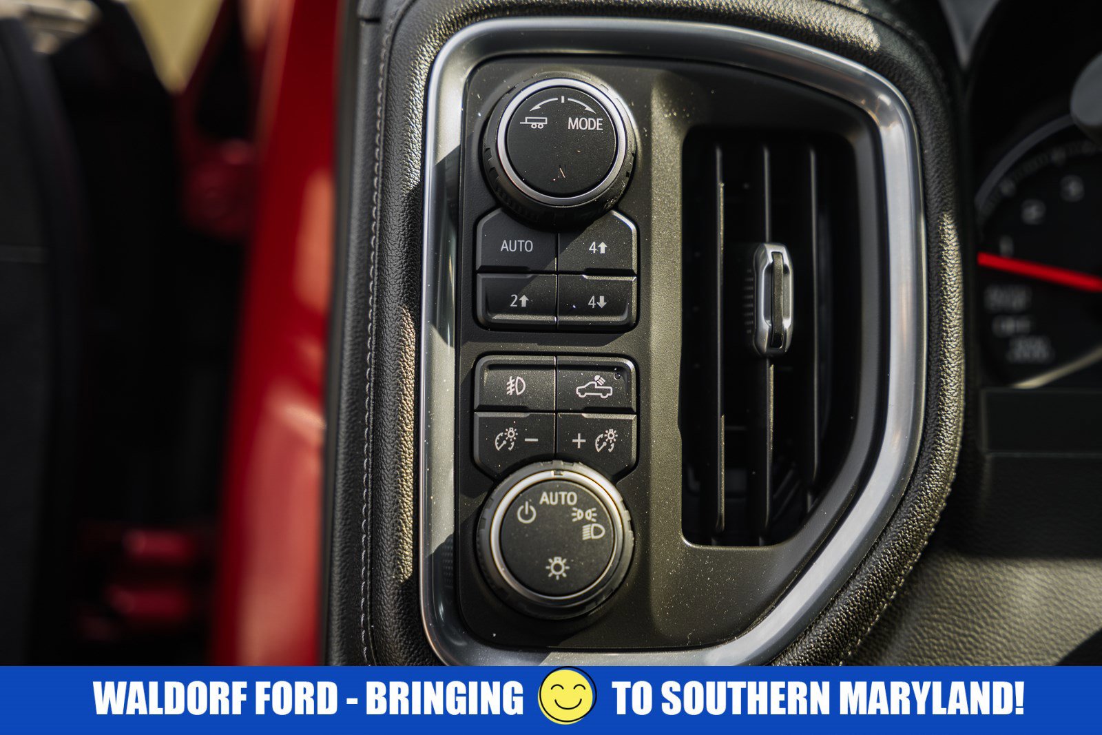 Used 2020 Chevrolet Silverado 1500 LT Trail Boss image 88