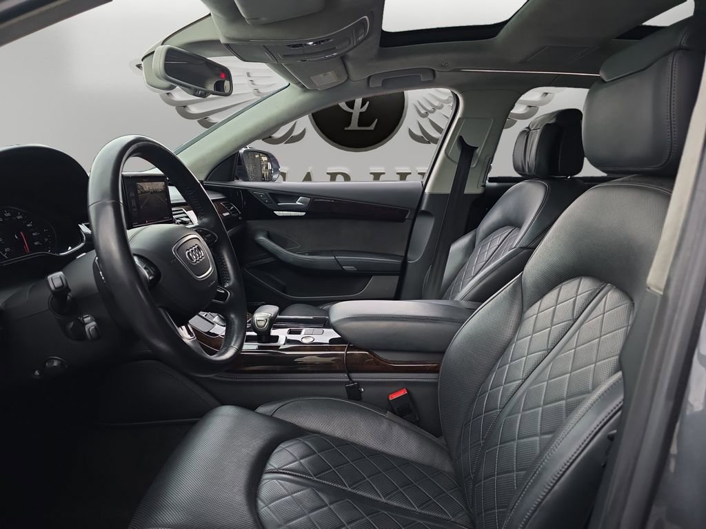 Used 2018 Audi A8 L 4.0T image 9