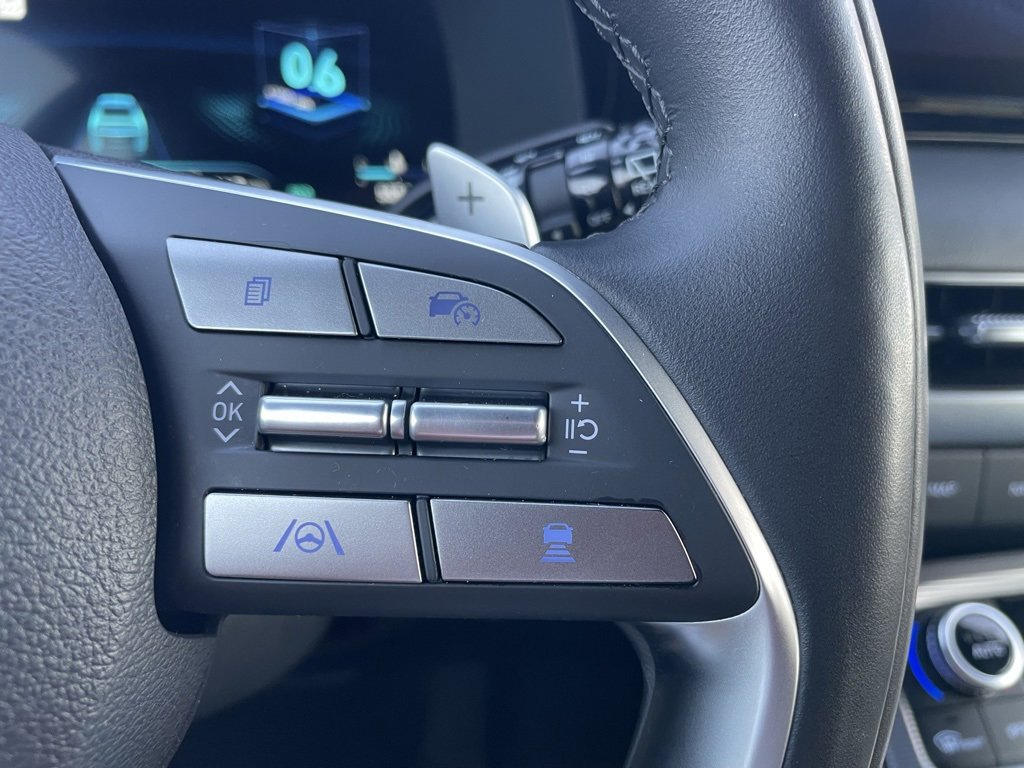 Used 2024 Hyundai Palisade Calligraphy image 10