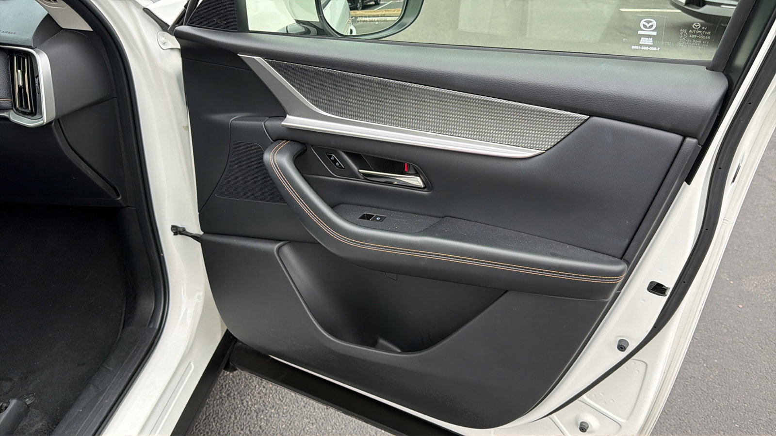 Used 2025 MAZDA CX-90 3.3 Turbo w/ Preferred Package image 38