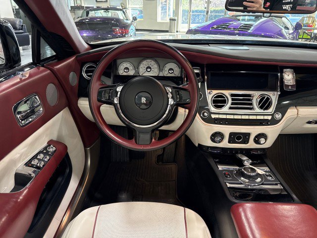 Used 2017 Rolls-Royce Dawn image 71