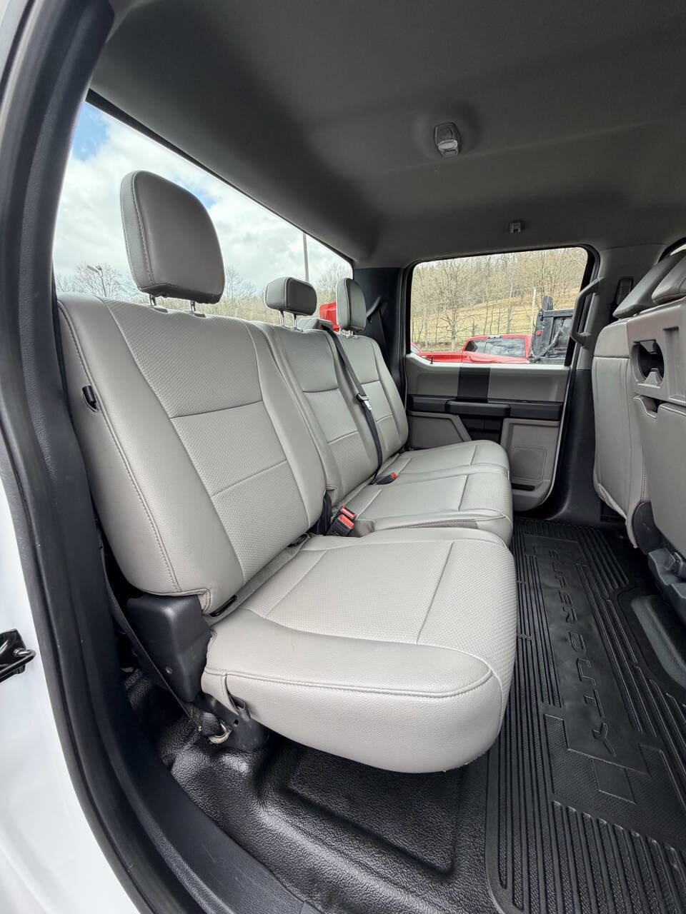 Used 2022 Ford F350 XL w/ Power Equipment Group image 39