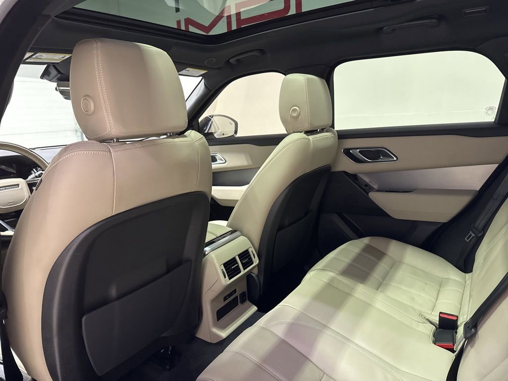 Used 2023 Land Rover Range Rover Velar R-Dynamic S image 27