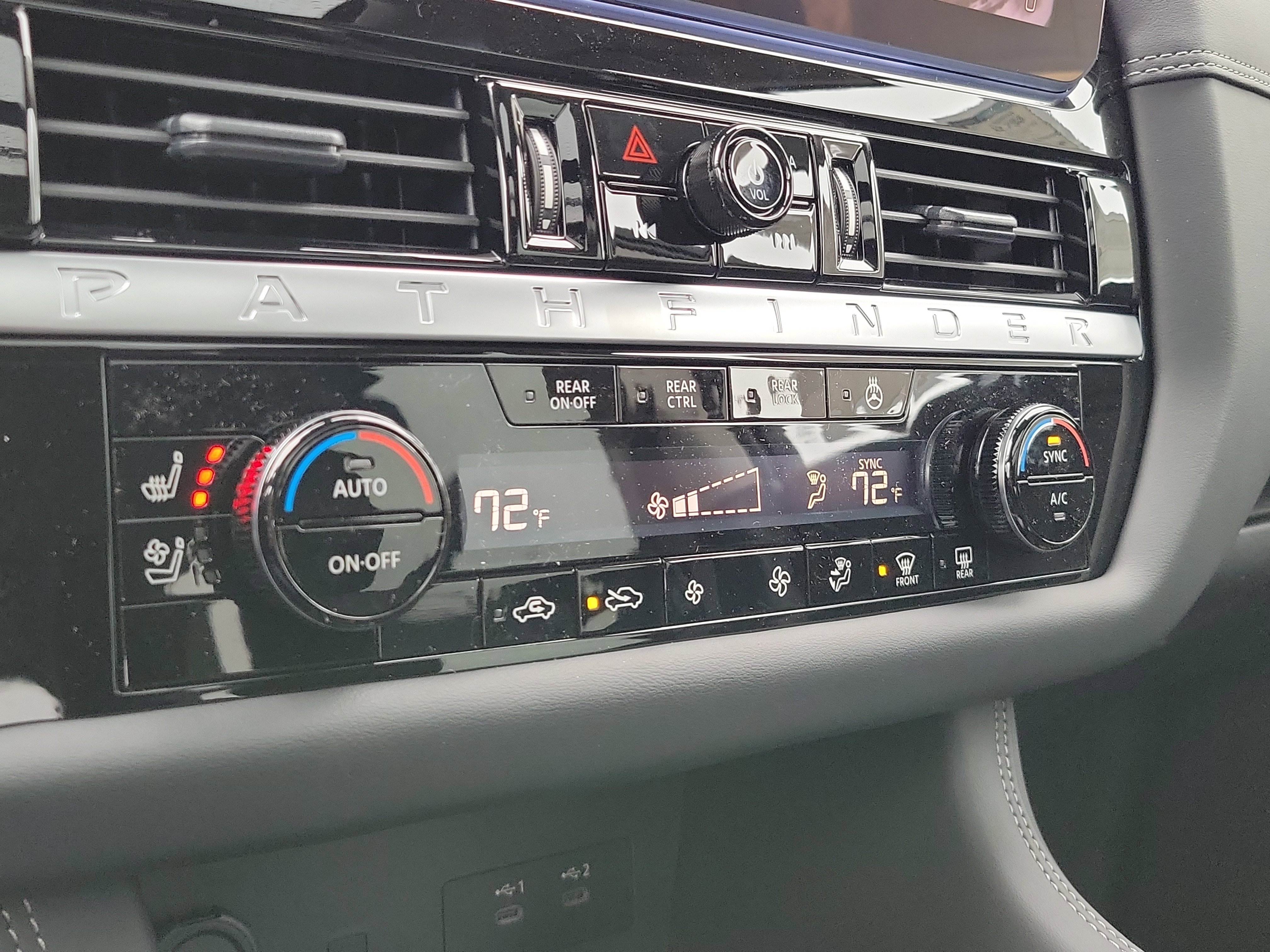 New 2026 Nissan Pathfinder Platinum image 21