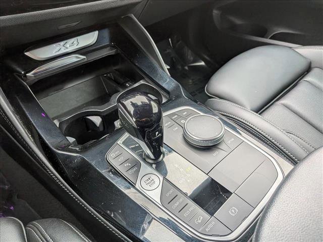 Used 2022 BMW X4 xDrive30i w/ Parking Assistance Package image 12