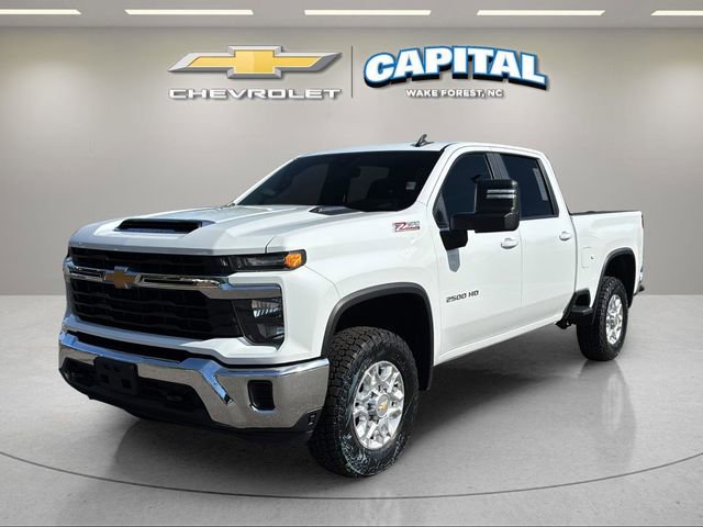Used 2024 Chevrolet Silverado 2500 LT image 3