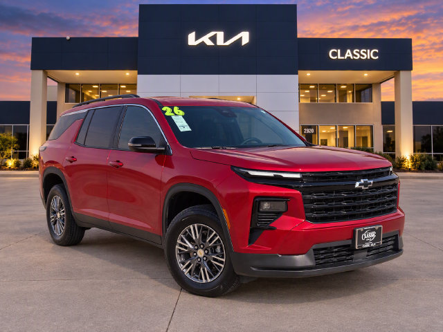 Used 2026 Chevrolet Traverse LT