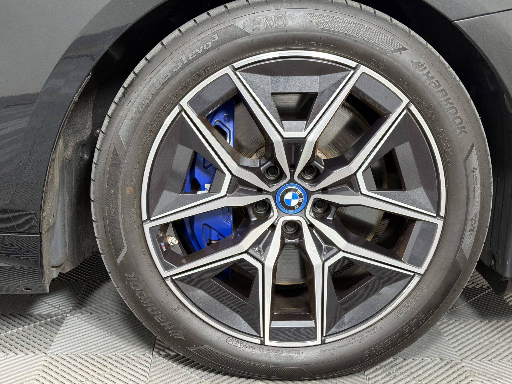 Used 2024 BMW i5 M60 w/ Premium Package AWD/4WD image 15