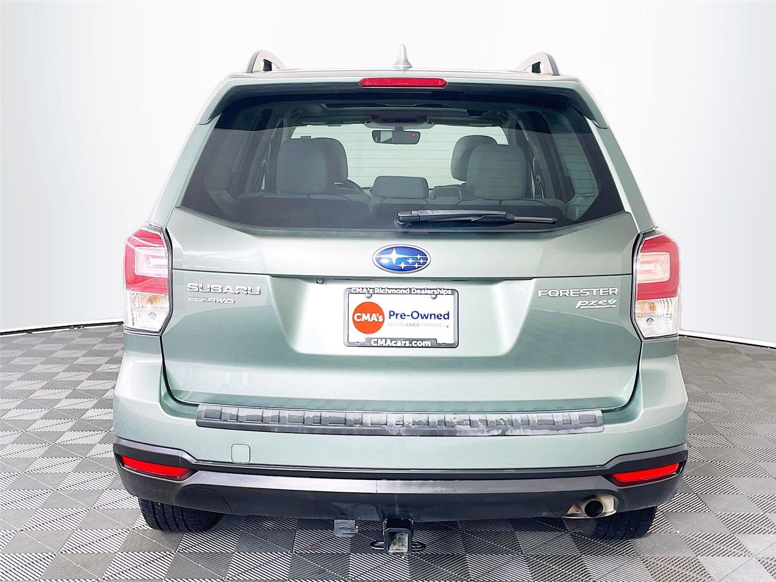 Used 2017 Subaru Forester 2.5i Premium w/ All-Weather Package image 7