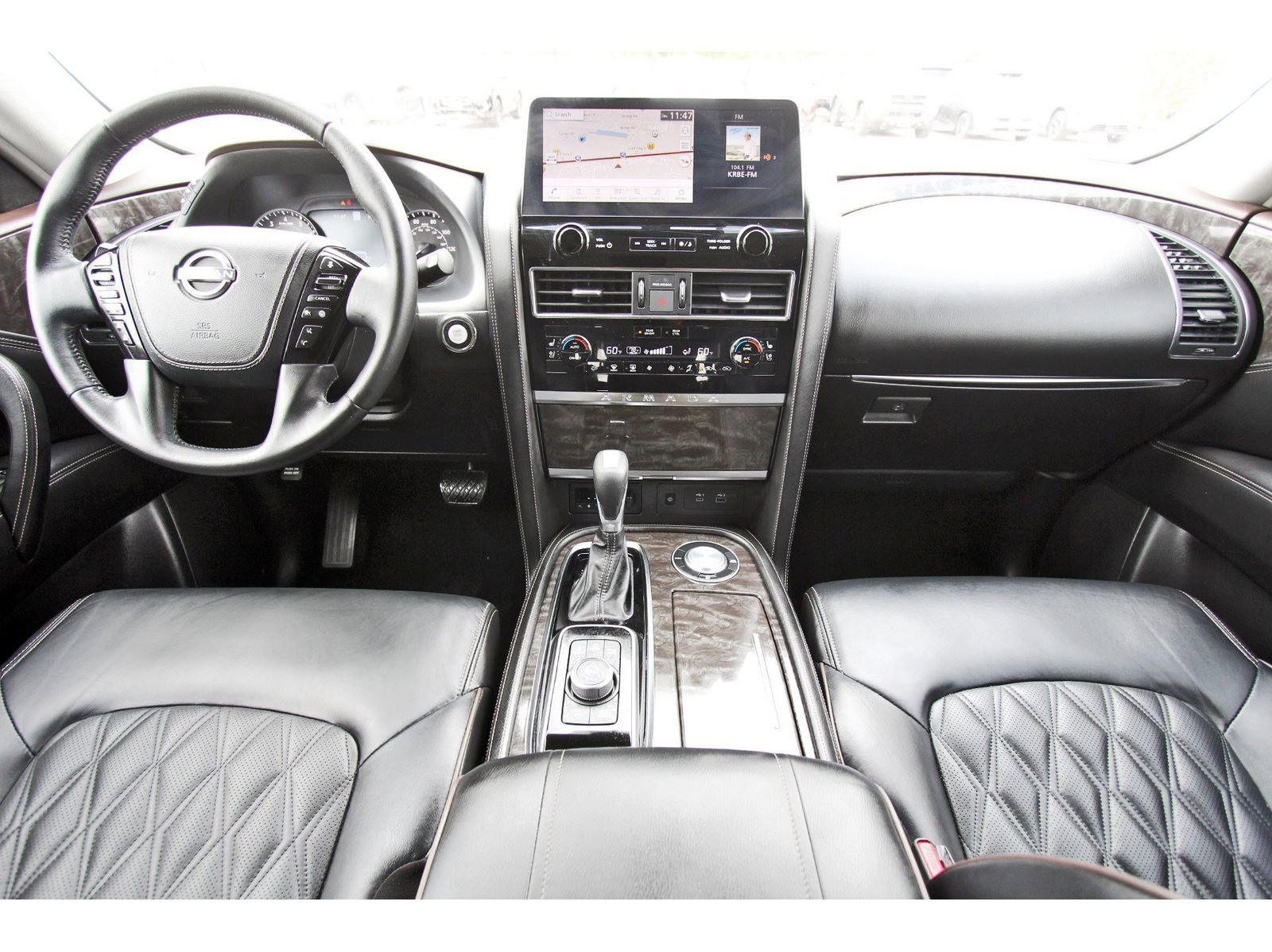 Used 2022 Nissan Armada Platinum w/ Captain's Chairs Package RWD image 12