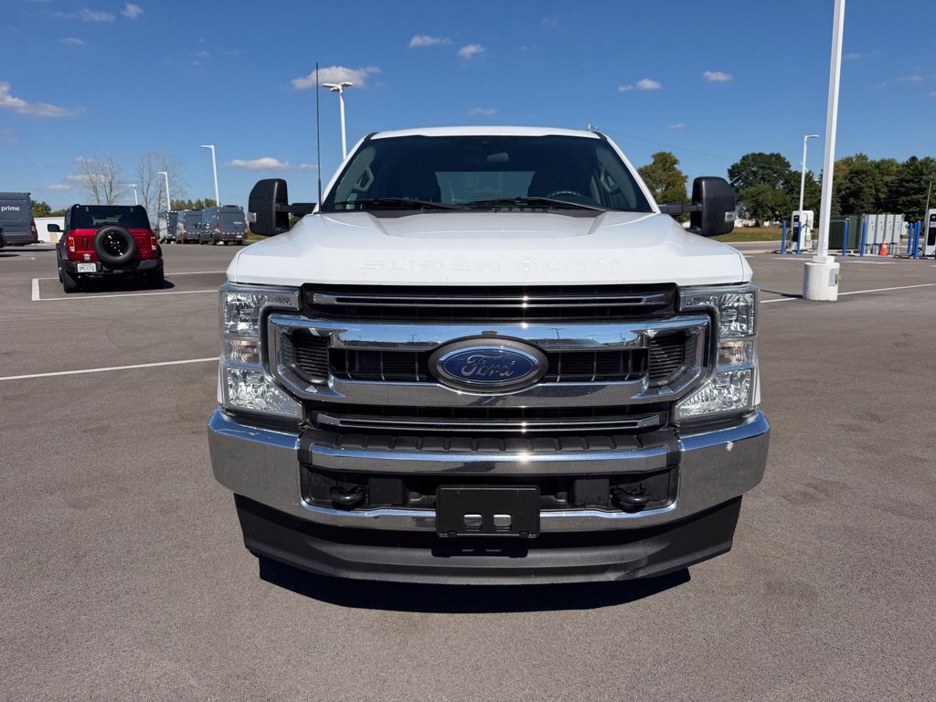 Used 2022 Ford F250 XLT w/ Camper Package AWD/4WD image 2