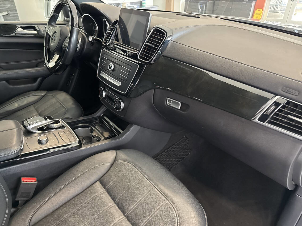 Used 2018 Mercedes-Benz GLS 450 4MATIC w/ Premium Package image 40