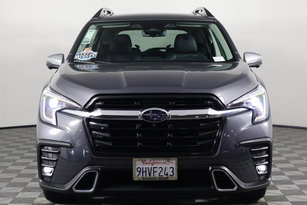 Used 2023 Subaru Ascent Touring AWD/4WD image 2