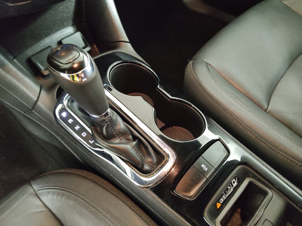 Used 2017 Chevrolet Cruze Premier FWD image 26