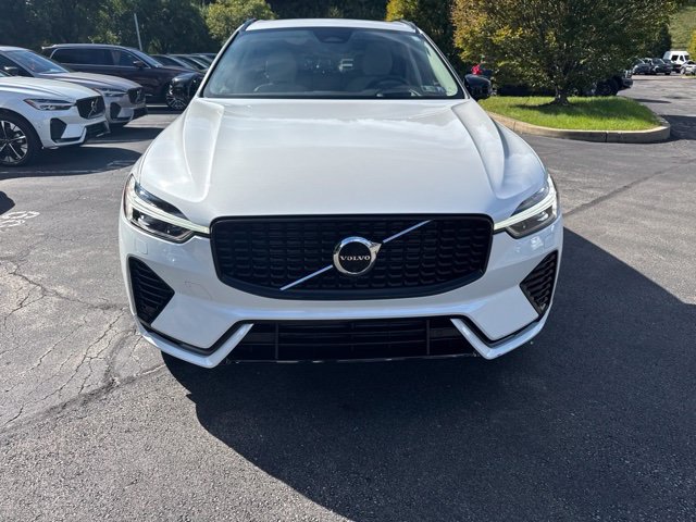 Used 2023 Volvo XC60 T8 Ultimate w/ Climate Package AWD/4WD image 8
