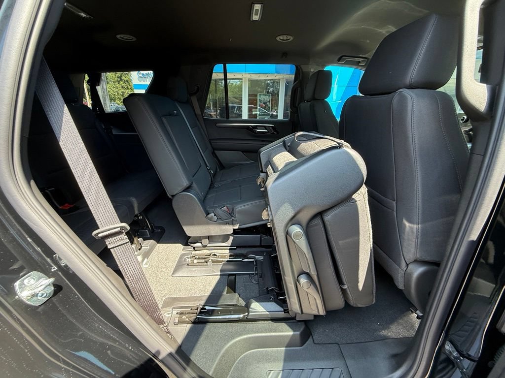 New 2026 Chevrolet Tahoe LS w/ LPO, Dark Essentials Package AWD/4WD image 33