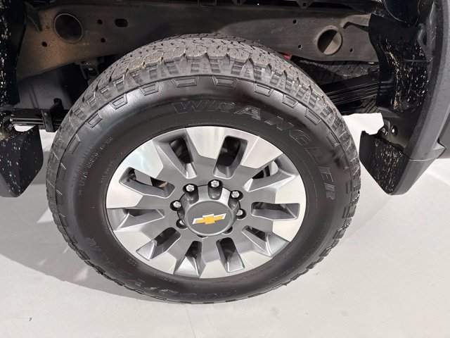 Used 2026 Chevrolet Silverado 2500 LT w/ All Star Edition AWD/4WD image 9