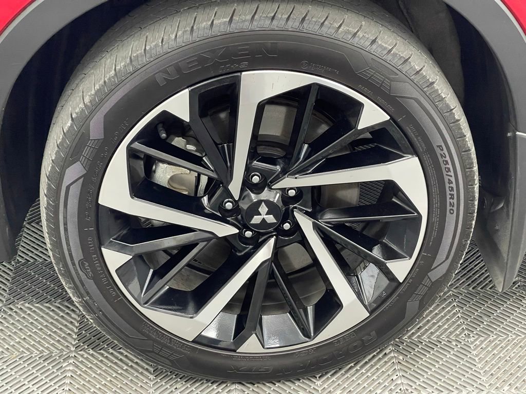 Used 2023 Mitsubishi Outlander SEL image 17