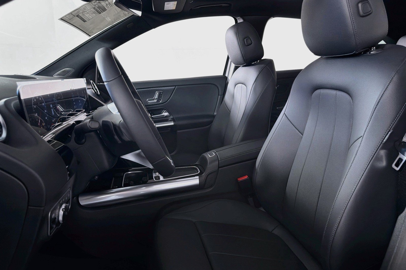 New 2026 Mercedes-Benz GLA 250 image 16