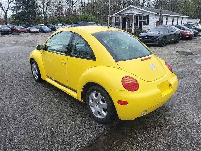 Used 2002 Volkswagen Beetle GLS FWD image 4